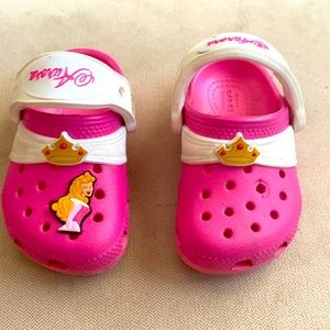 Toddler Crocs Size 5 - Disney Aurora
